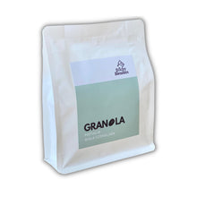 Załaduj obraz do przeglądarki galerii, Granola z pistacjami i karmelizowaną białą czekoladą