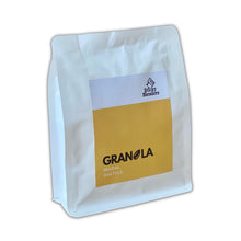 Załaduj obraz do przeglądarki galerii, Granola z migdałami i suszonymi daktylami